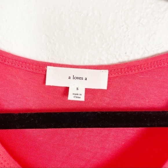 a loves a Short Sleeve V Neck T Shirt Small - Picture 3 of 5